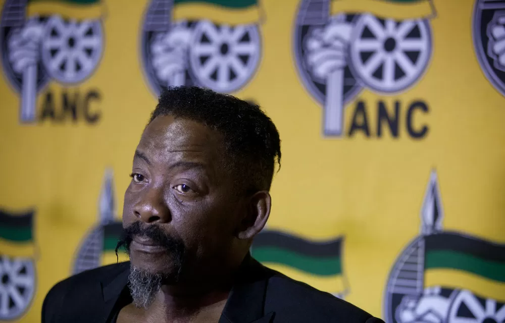 “Mzansi, Please Pray!” Dali Tambo Hospitalised After Heart Attack