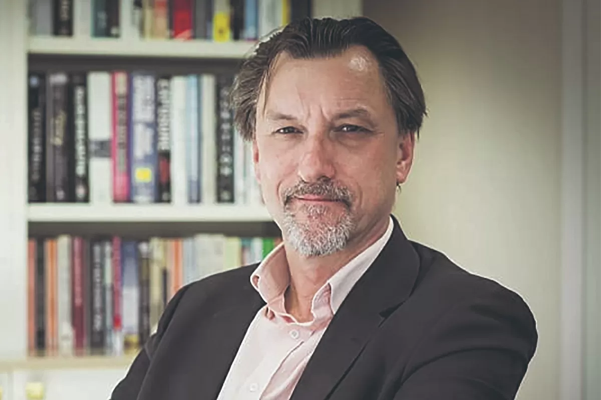 Nick Train’s Finsbury fund slides further as AI triggers jitters