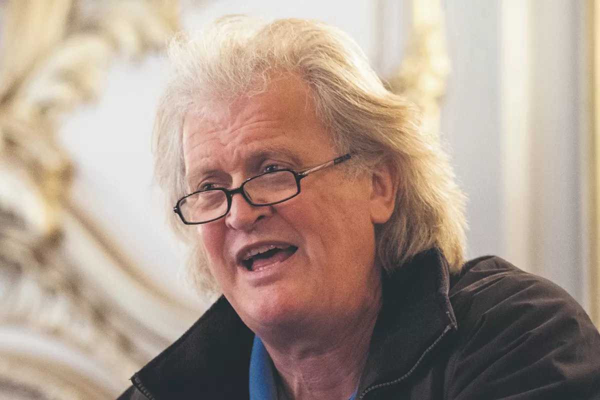 Wetherspoon boss backs Reform pub package – and defends dog policy