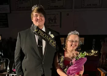 WATCH – ‘She Always Picks Up Your Day’: Teen with Down Syndrome Crowned Prom Queen on Date with Football Star