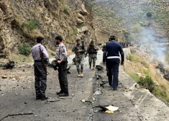 Pakistan suicide attack kills 5 Chinese dam workers, local driver