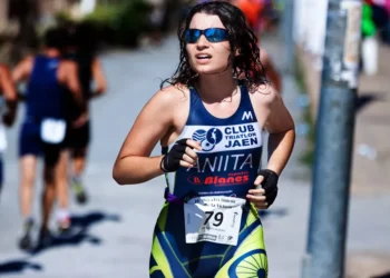 “The Enduring Impact of Deportes: A Unifying Force Through Time”