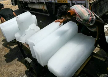 Heat wave in eastern India kills at least 15 in 24 hours