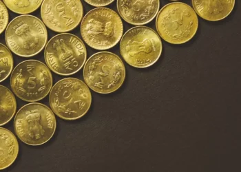 “The Power and Importance of Economía in Our Society”