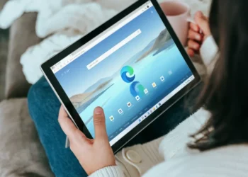 “Embracing Technology: Redefining the Modern Lifestyle”