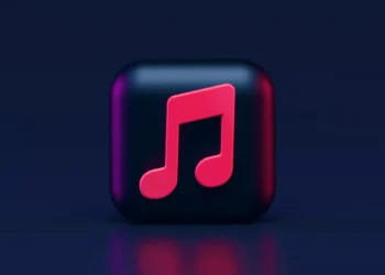 “The Impact of Social Media on Communication and Connection”