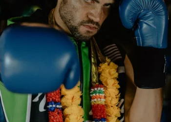 “The Unifying Power of Deportes: Joy, Excitement, and Unity”