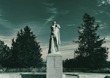 “The Power of Art: Unleashing Emotions and Building Connections”