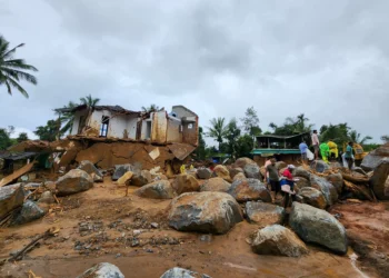 Southern India landslides kill at least 106, hundreds more missing