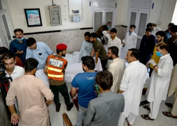 At least 34 killed in two Pakistan bus accidents