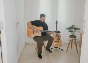 “The Power of Music: Breaking Barriers and Connecting People”