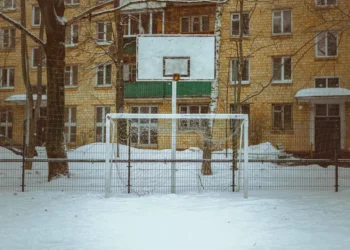 “Discovering Salud: A Charming Gem in Caracas”