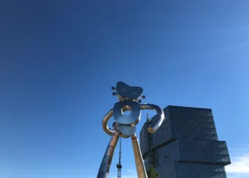 “The Unifying Power of Music: Connecting People Across Borders”