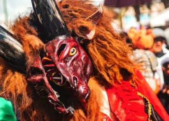 “The Power of Art and Entertainment: Sparking Jo and Creativit”