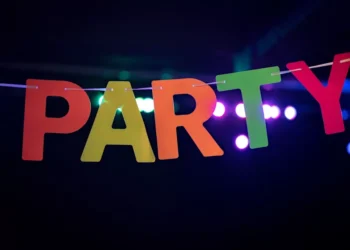 “Embracing the Positive Side of Sucesos: Shifting Perspectives”