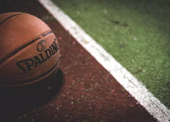 “The Power of Deportes: Unifying Communities Through Sports”