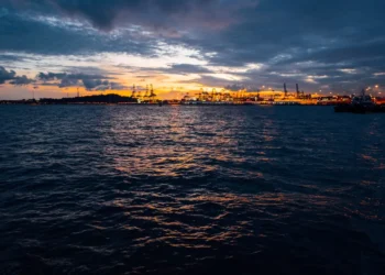 “The Power and Influence of Economía in Today’s World”