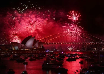 Sydney, Auckland among first cities to ring in 2025