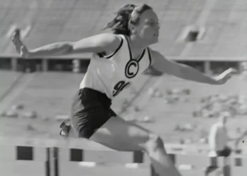 “The Power and Purpose of Deportes: A Journey of Passion”