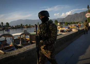 Kashmir sees India, Pakistan cross-border fire for 3rd night