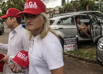 1st White South Africans arrive under US refugee plan from next week