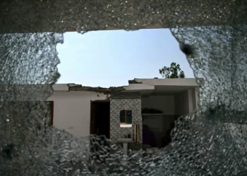 Explosions rock Kashmir hours after India-Pakistan ‘cease-fire’