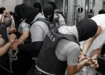 SCOTUS Punts on Alien Enemies Act, Says Gangsters Deserve Time to Hire Lawyers