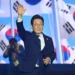 S. Korea presidential race in turmoil after court ruling, resignations