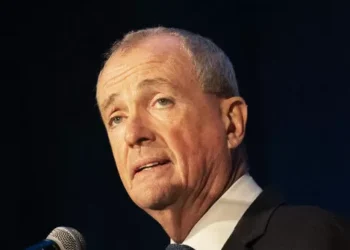 Poll: New Jersey Voters Approve of Trump More Than Their Democrat Governor