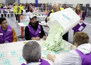 Australians vote in election shaped by high prices, Trump tariffs