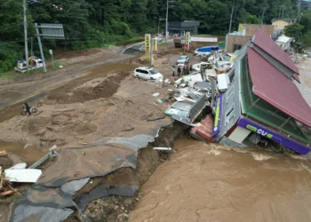 At least 17 dead, 11 missing after heavy rains deluge South Korea