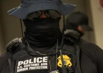 European ‘Activist’ Uses AI Facial Recognition Tech to Identify Masked ICE Officers