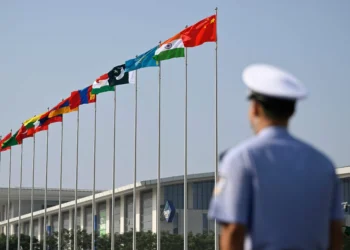 Flanked by key world leaders, China’s Xi presses new world order