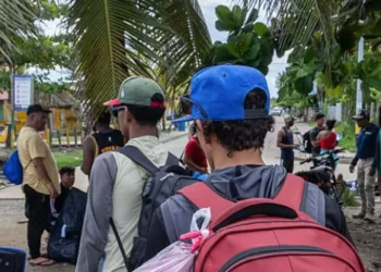 Rolling Stone: Self-Deportees Walk Past Skulls of Dead Migrants in Central American Jungles