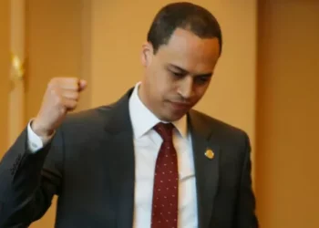 DNC Chair Says Voters Have Forgiven Jay Jones for Violent Texts, but Polls in Virginia AG Race Say Otherwise