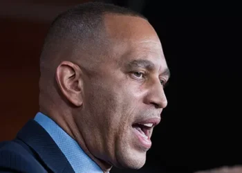 Hakeem Jeffries Attacks VP JD Vance After Breitbart News Event