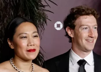 Adios, FWD.us: Mark Zuckerberg Cuts Ties with Pro-Immigration Organization He Co-Founded