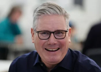 Labour erupts into civil war after Starmer allies block Burnham’s by-election bid