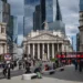 Bank to business lending growth to halve amid global tensions