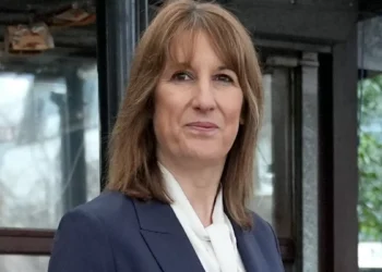 Reeves urged to cut bank tax as UK competitiveness lags